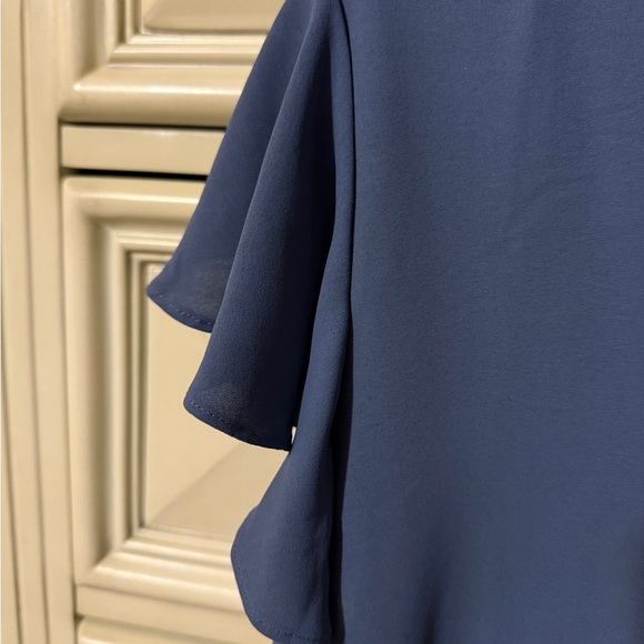 Gray/Blue V-Neck Work Top - XL (worn once!) - Picture 4 of 6